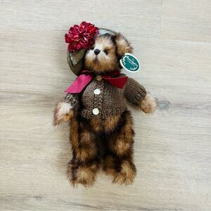 Bearington Collection Lori 12” Plush Bear  w/ Tags Sweater Hat Red Flower